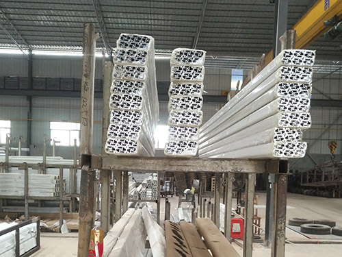 深圳鋁材生產時鋁棒改注意哪些問題？
